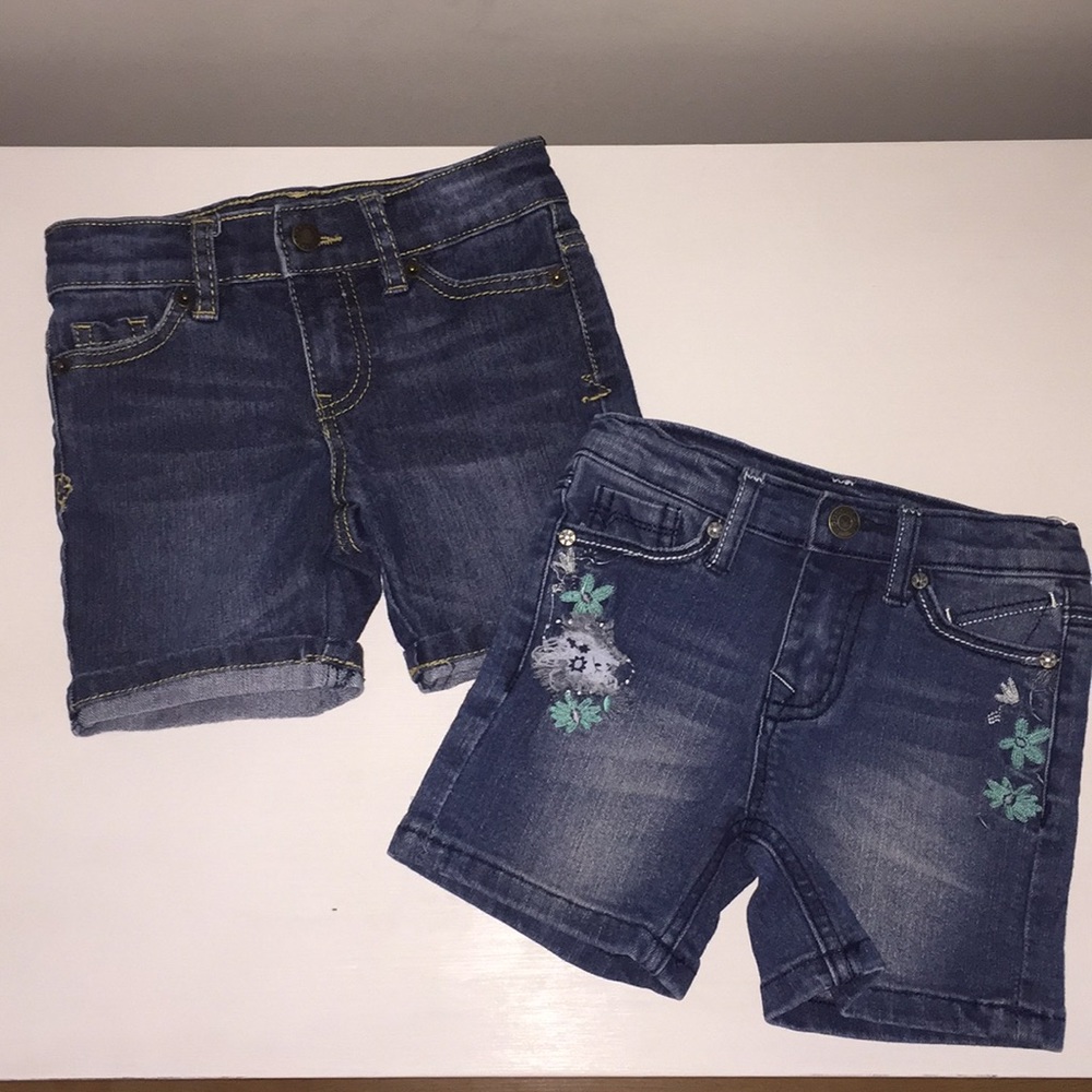 Bundle: Jean shorts, 2T
